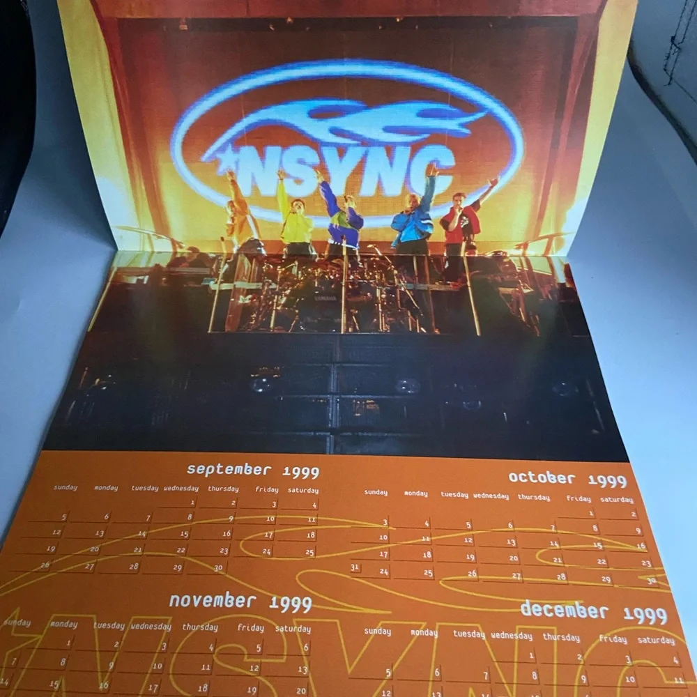 NSYNC Year 2000 16 month Wall Calendar